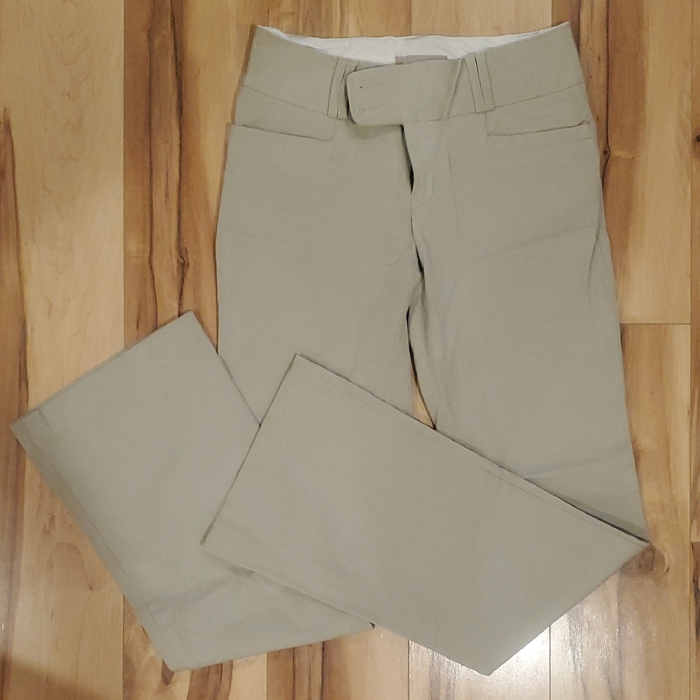 Banana Republic Light Khaki Pants 4L
